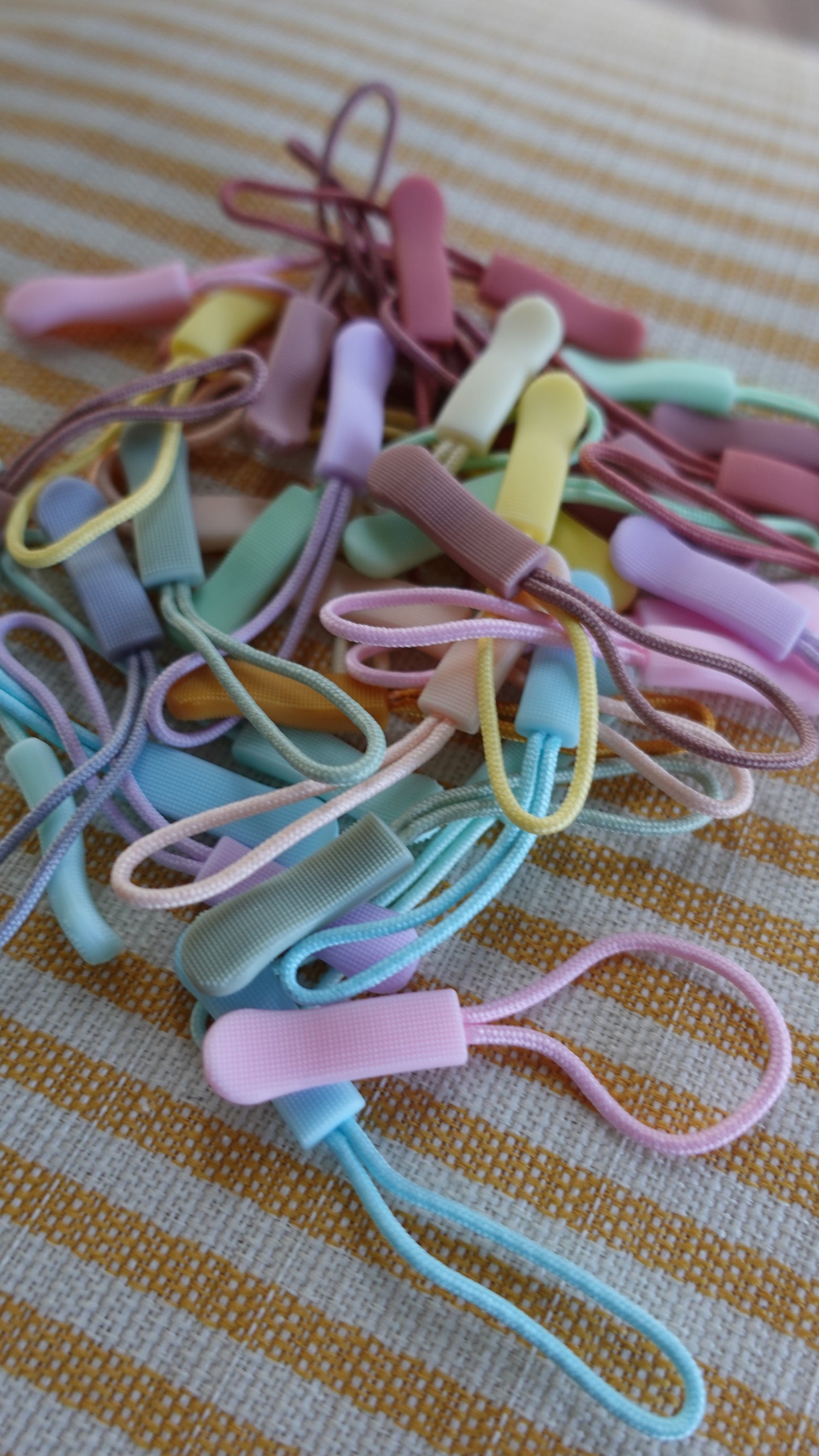 THE PINK SANGRIA SWEATER