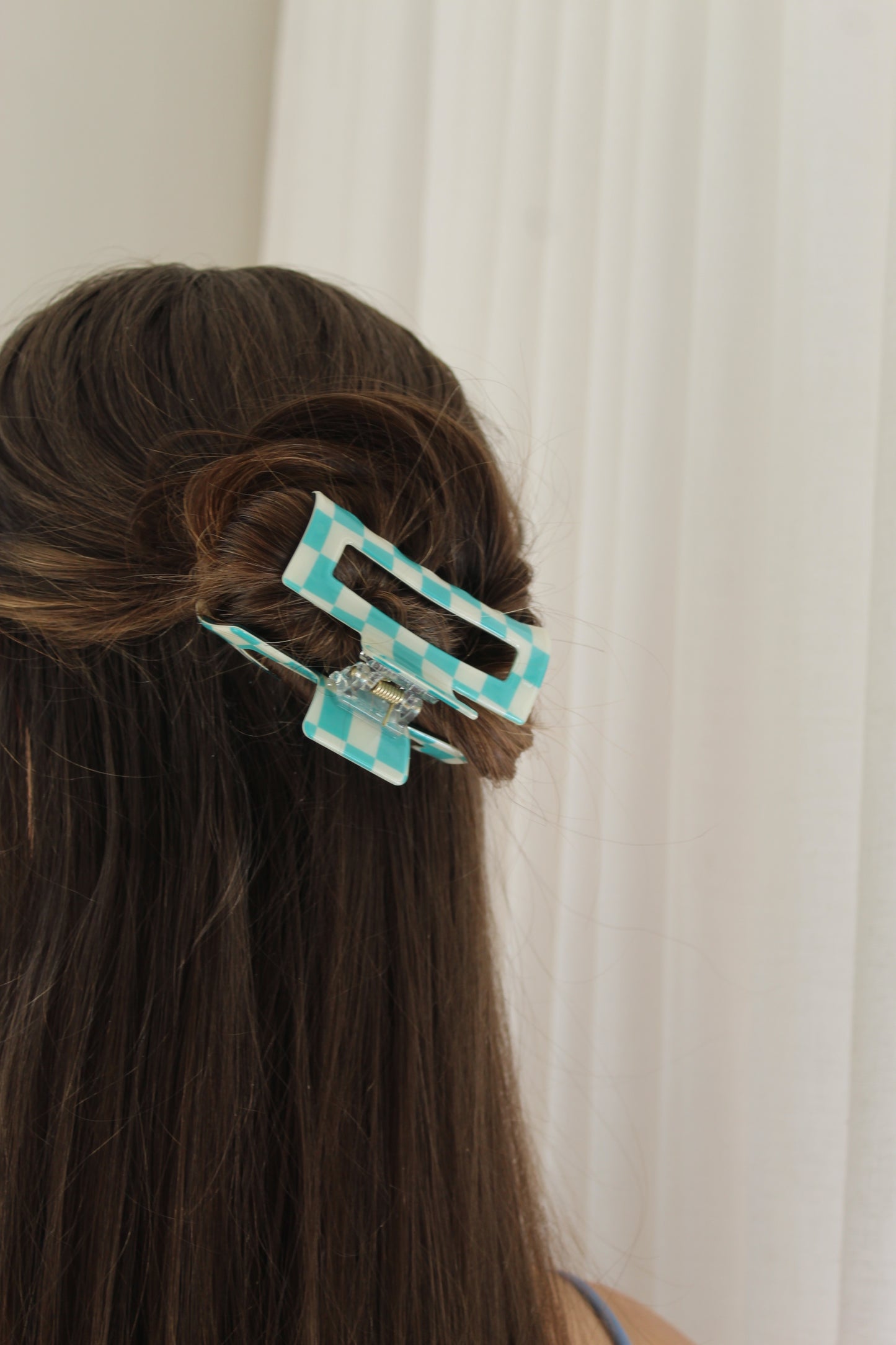 RETRO BLUE SEASIDE HAIR CLAW CLIP