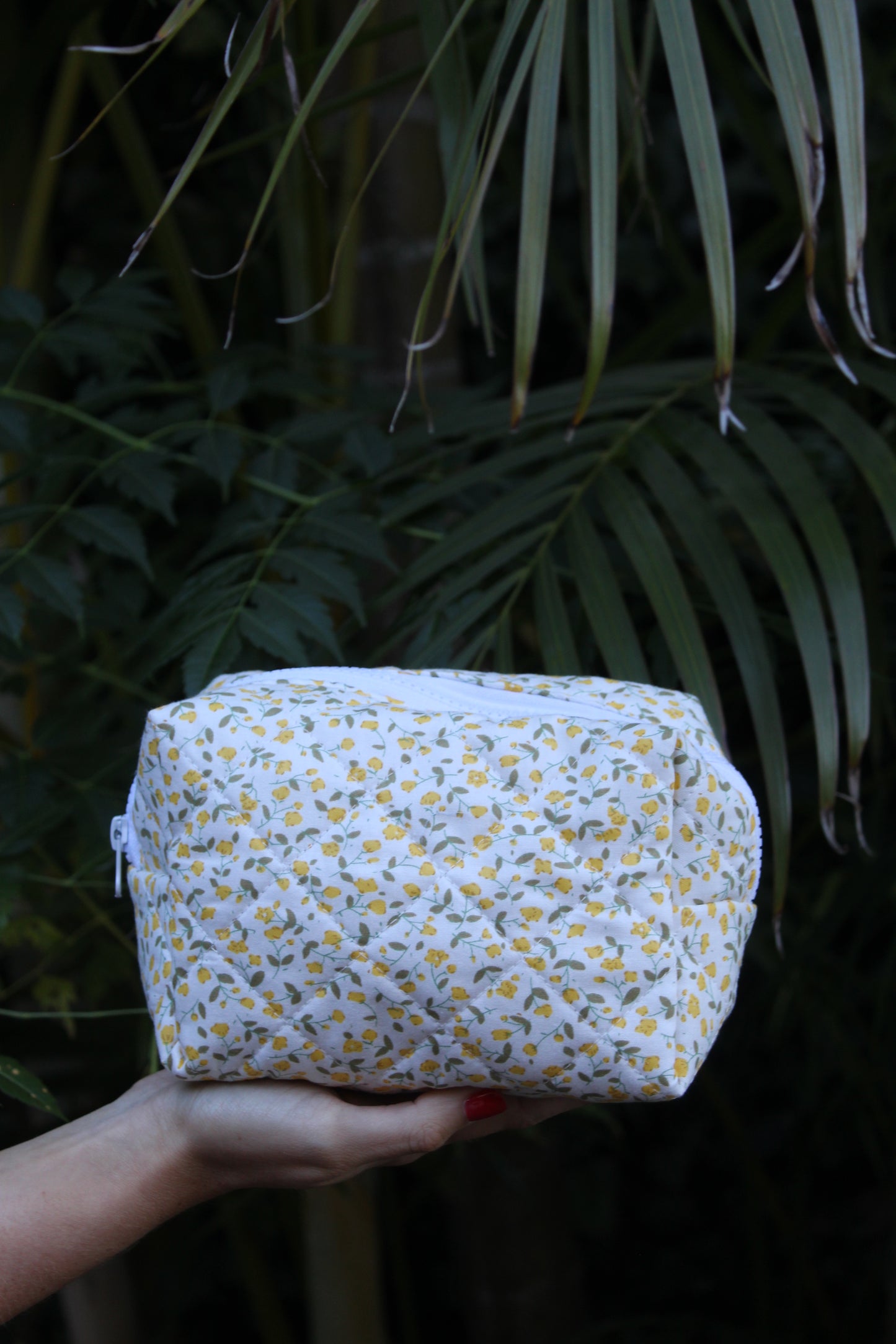 LEMON MERINGUE QUILTED MAKE-UP BAG